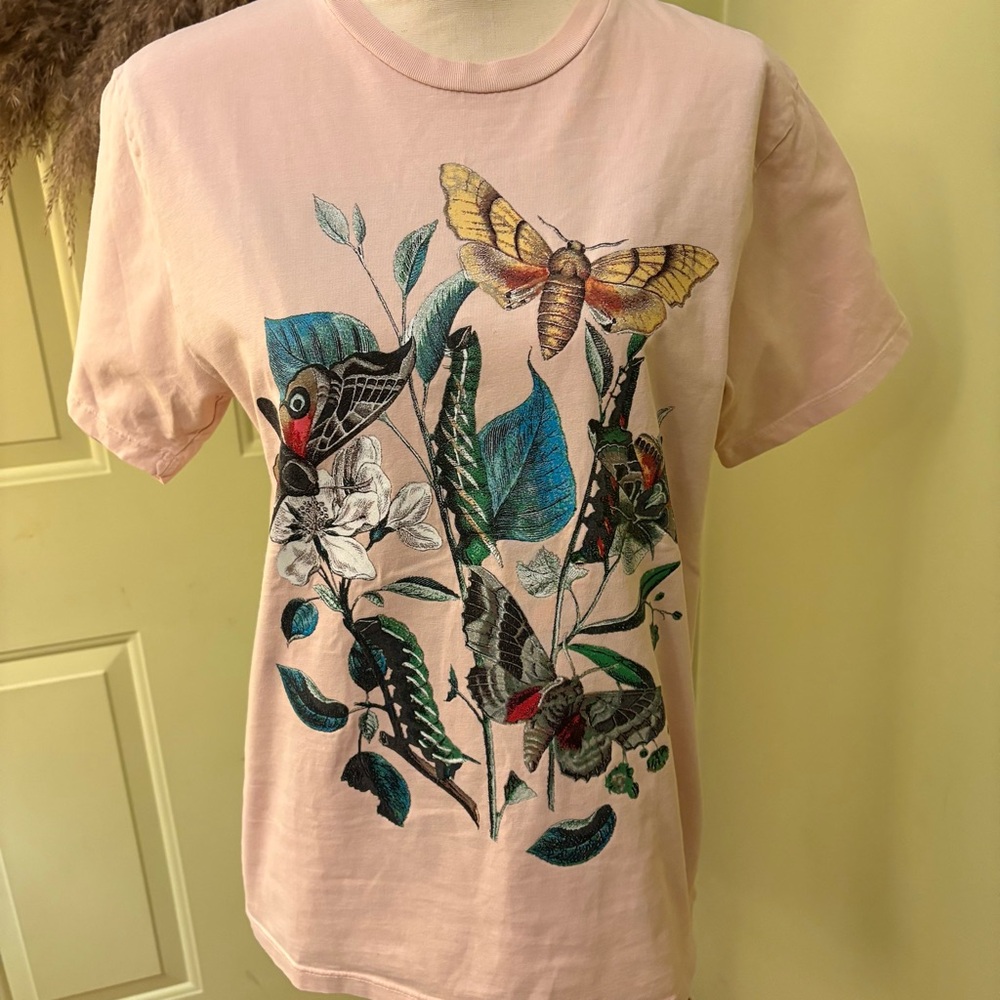 NWOT OBEY Luna Moth Graphic Tee size M